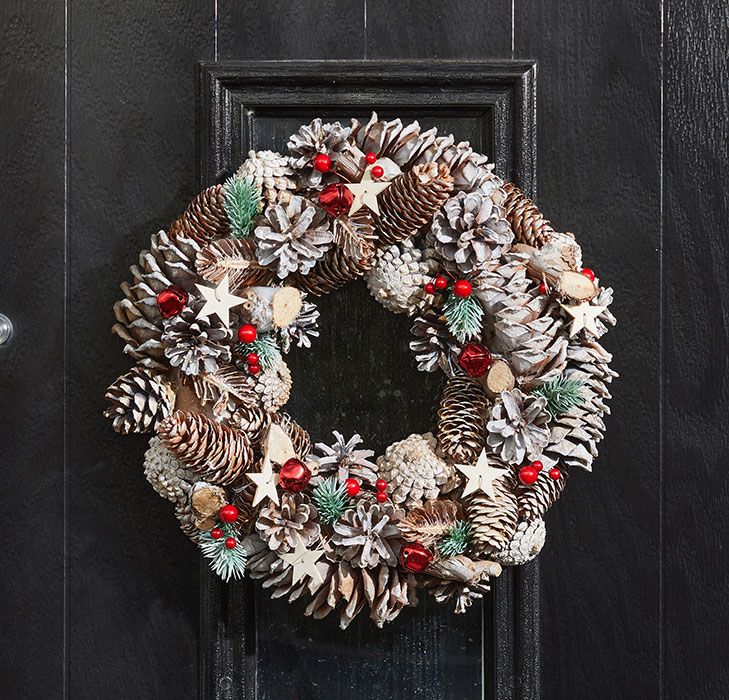 Handcrafted Wreath - Frost